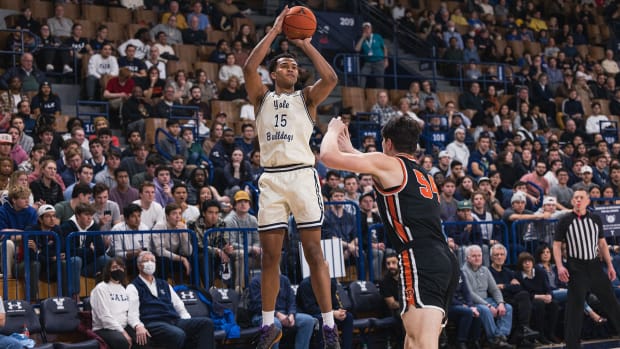 EJ Jarvis jumper shot